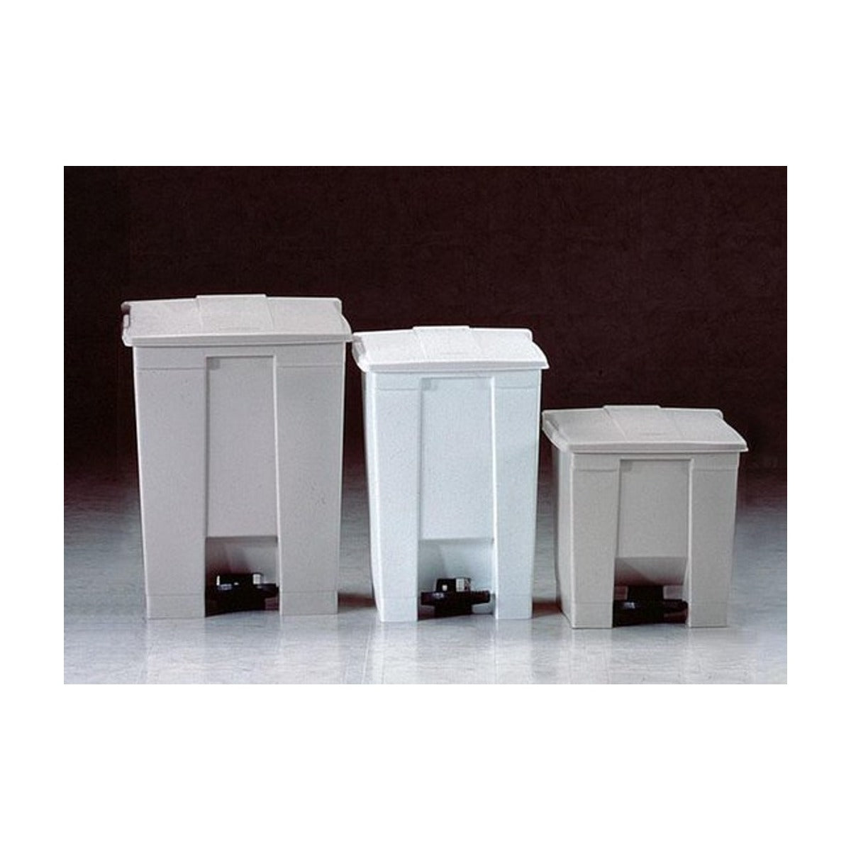 Rubbermaid Step On Container - 45 l - Wit