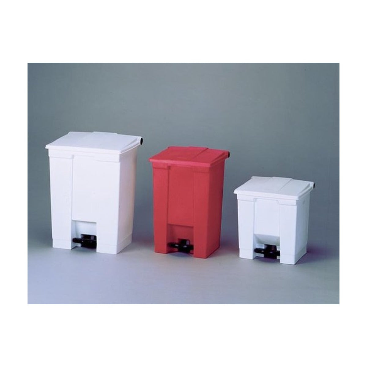 Rubbermaid Step On Container - 45 l - Wit