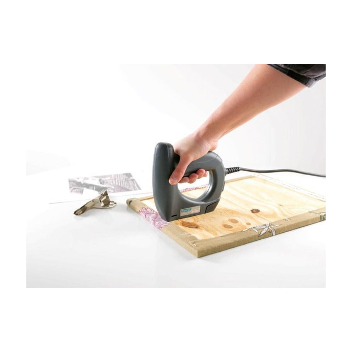 Rapid E-Tac elektrische dual tacker voor Rapid Nieten 140 en brads 8